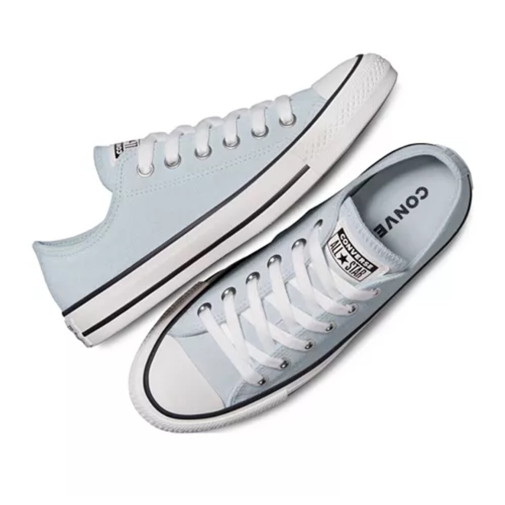 Converse Women's Chuck Taylor All Star Leather Sky Blue Sneakers